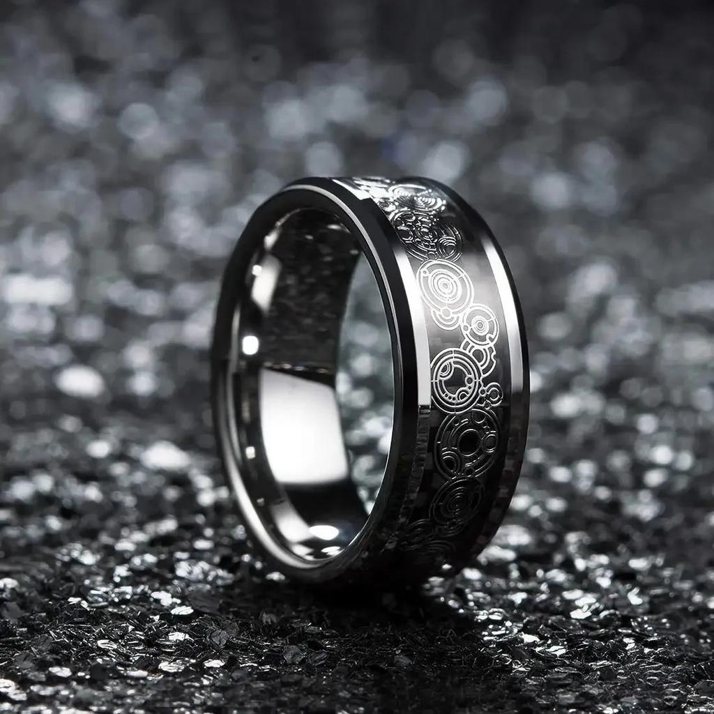 Fashion 8mm Stainless Steel Rings for Men Unique Pattern Inlay Black Carbon Fiber Stainless Steel Rings Men Wedding Band Jewelry