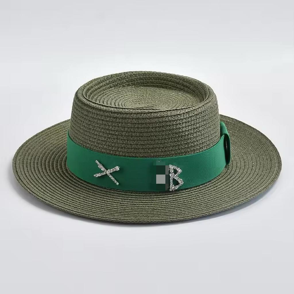 Fashionable Metal XRB Letter Straw Hats for Women Summer Elegant Holidays Boater Hat Outdoor Beach Sun Hat