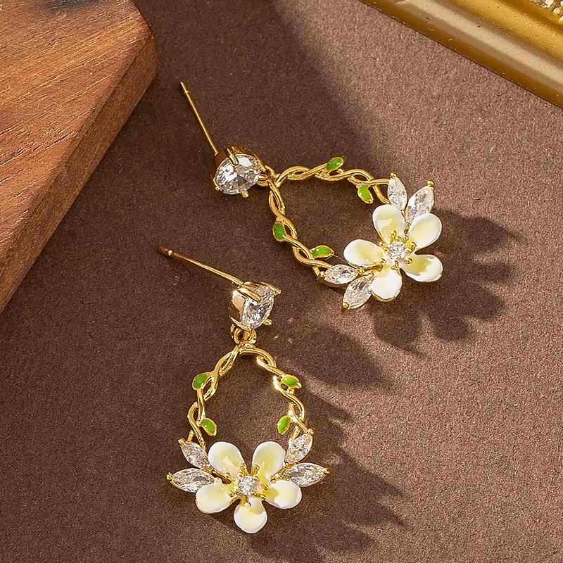 Mori Sweet Delicate Small Fresh Inlaid Zircon Dripping Flower Earrings Female Niche Personality Design Fairy Earrings
