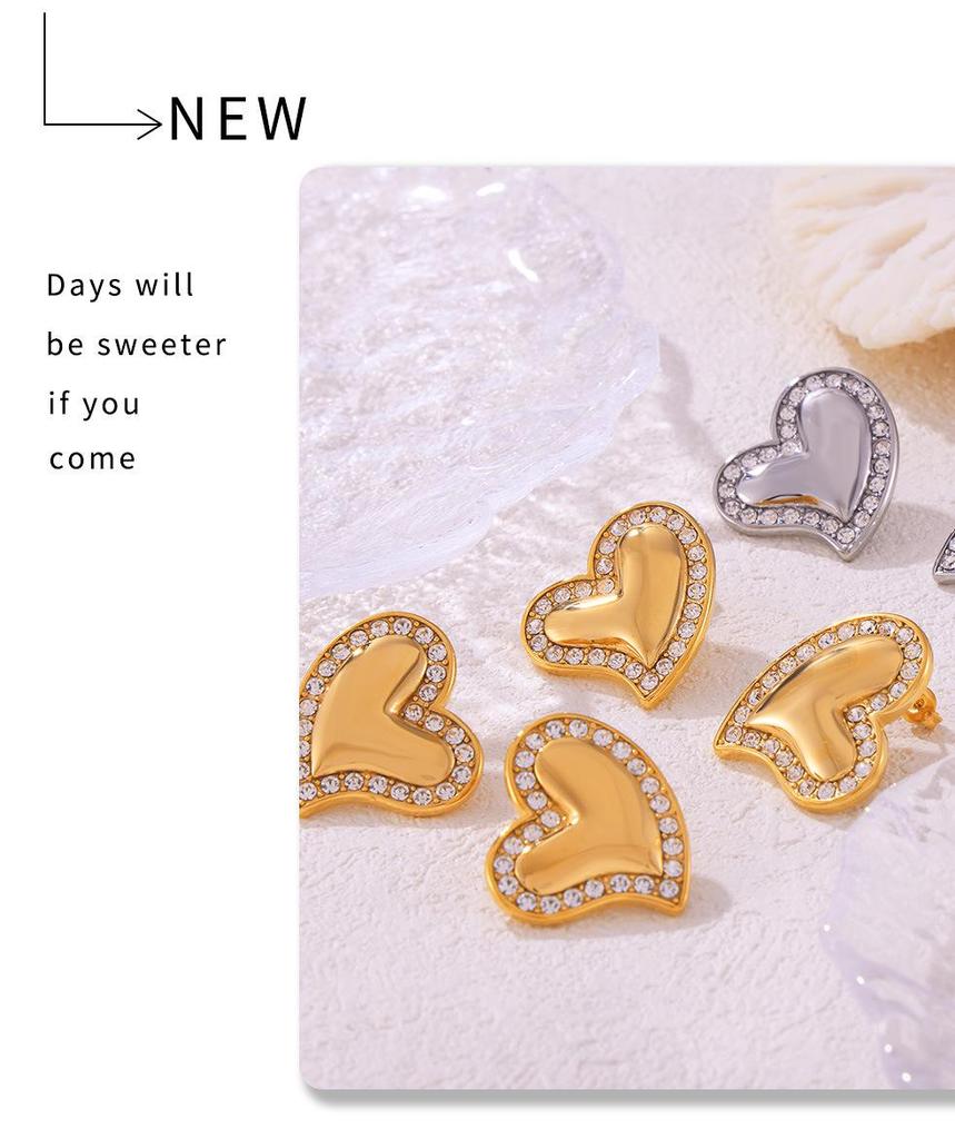 European & American Gold-Plated Titanium Heart Stud Earrings with Diamonds - Women's Fashion Jewelry