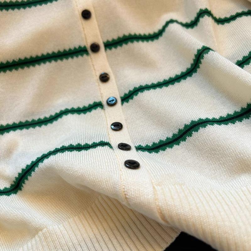 New Striped V-neck T-shirt for Women's Short-sleeved Summer Fashionable Ice Silk Sweater Top