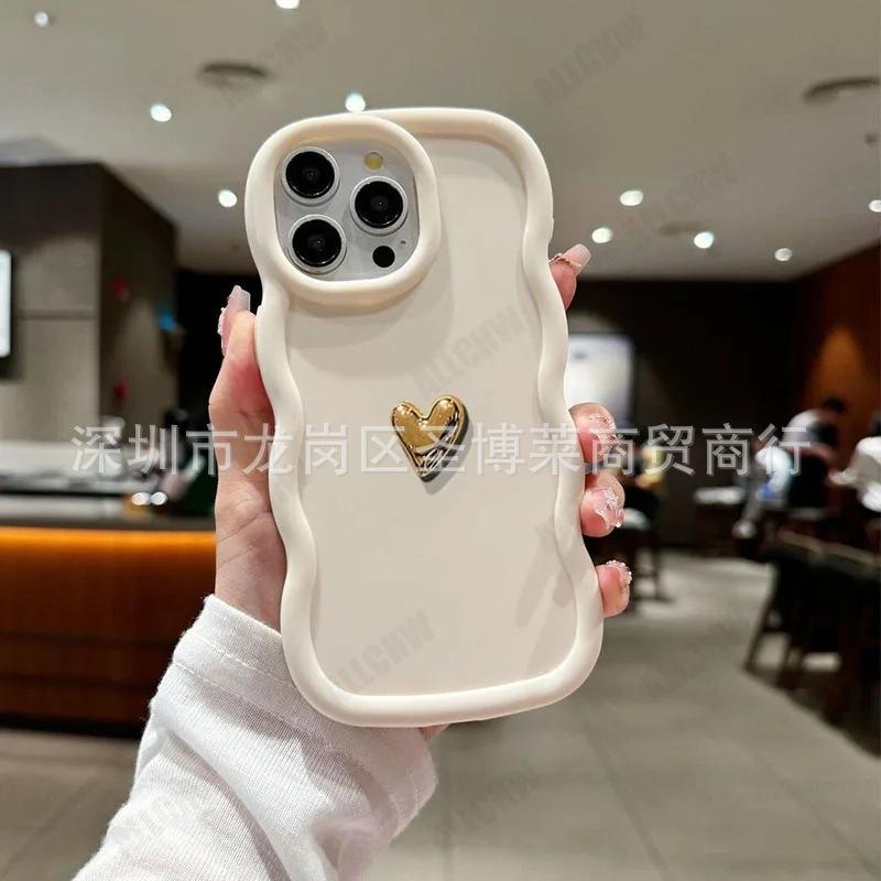 Gold love applies to Apple 16promax mobile phone case 15plus14 anti-drop 13 wavy pattern 12 soft cover