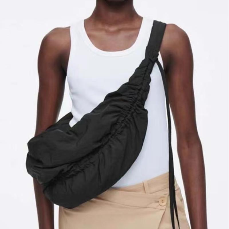 Damen Nylon Schultertasche Einfach und Lässig Einfarbig Große Kapazität Donut-Tasche