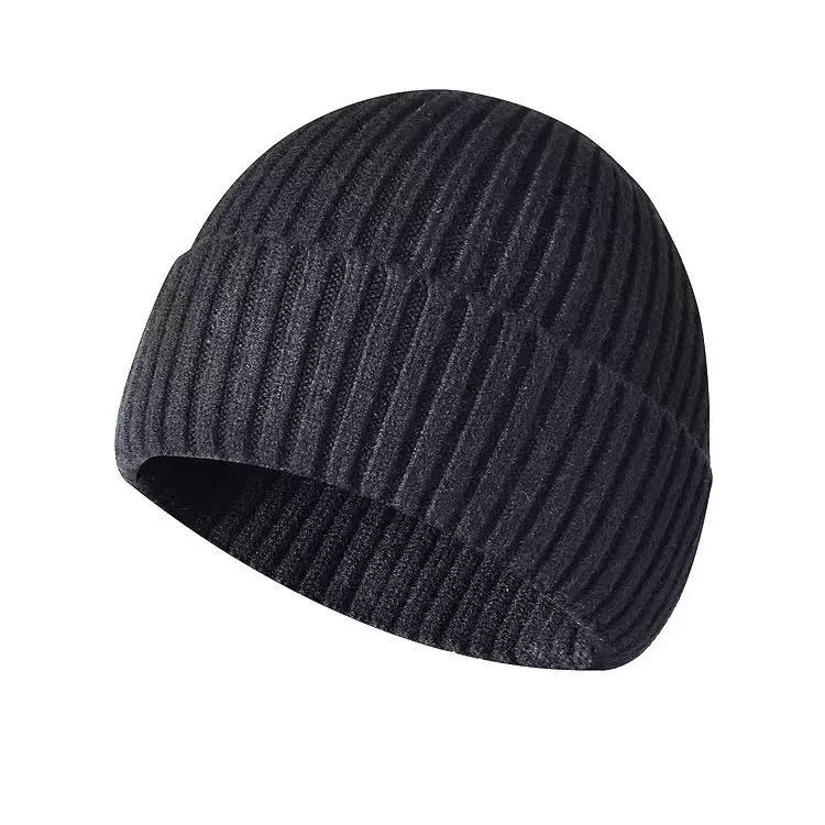 Autumn Winter Luxury Jacquard Knitted Hat Versatile Designer Woolen Bonnets for Men Women with Character Pattern Warm Gorras