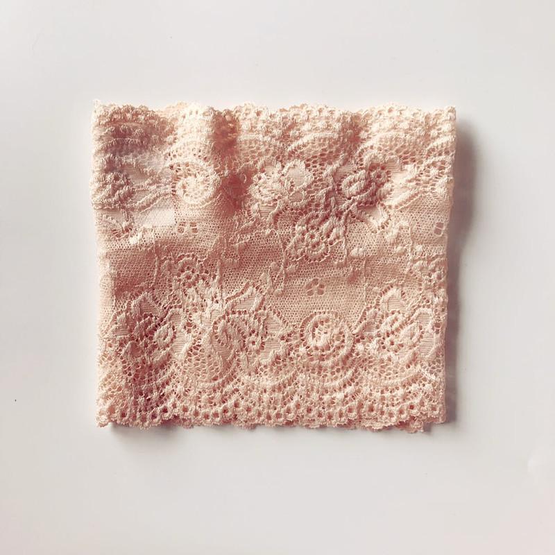 

Европейские и американские силиконовые противоскользящие кружевные чулки-ботфорты - Эластичный цветочный дизайн F (66-78 cm)