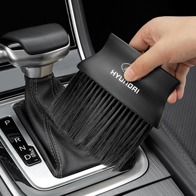 1Pcs Car Interior Cleaning Soft Brush Dashboard Air Conditioner Outlet Detail Brush For Hyundai I30 Accent Creta Kona IX35 I40 Getz Sonata Elantra