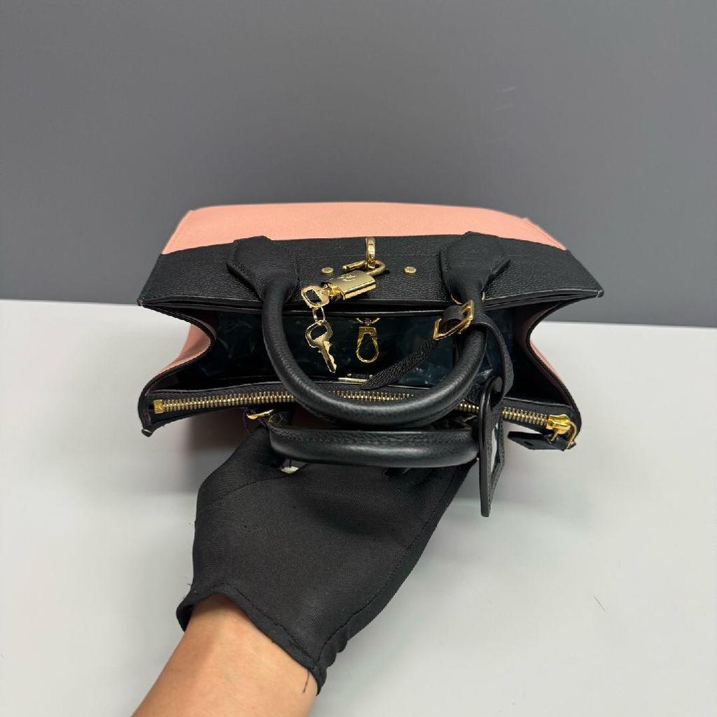 [Pre-Owned] City Steamer Mini Pink Leather Steam Bag Shoulder Bag Handbag Gold Hardware Detachable Shoulder Strap - Very Good #9DSIUV