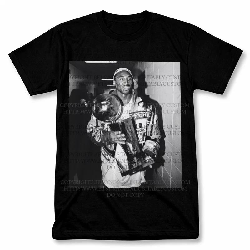 

Kobe Bryant LA Lakers Champions Graphic T shirt Vintage Style Basketball Fan Tee L