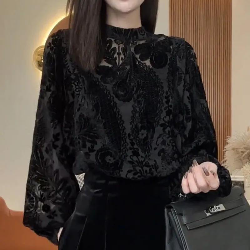 Women's Spring/Fall Jacquard Lace-Up Reversible Lace Top Elegant and Youthful-Looking Base Layer Top