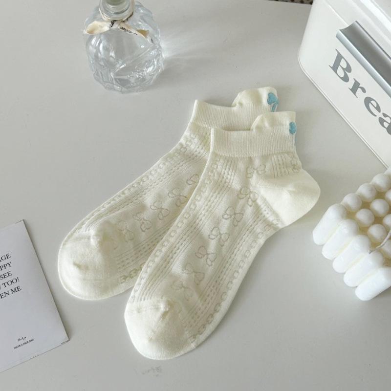 

Женские весенне-летние тонкие однотонные бесшовные носки-следки из сетки с вышивкой в виде бантика, дышащие 1 pair молочный белый