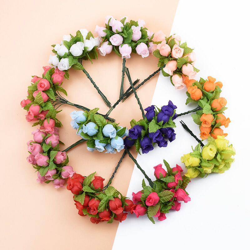 12 pz/lotto Fiori Artificiali Rosa di Seta Mini Bouquet Natale Casa Matrimonio Capodanno Fai da Te Decorazione Scatola Regalo Piante Finte