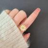 Mote Fidget Spinner Ring Angst for Kvinner Flere Krystall Solsikke Fingerringer Roter Anti Stress Zirkon Bryllupsgave