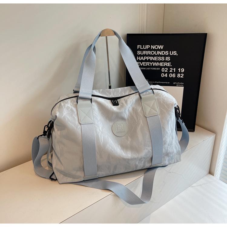 Travel bag, large-capacity dry and wet separation gym travel sports yoga shoulder crossbody carry-on bag