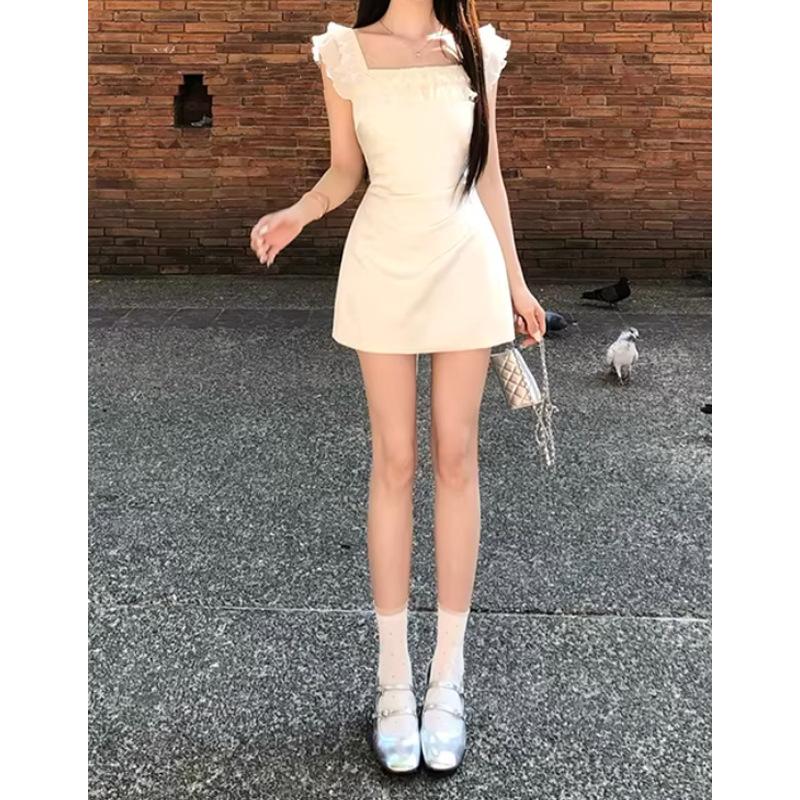 Miss French Puff, early spring double-layer ruffle edge neckline design shows one-word shoulder dress female new