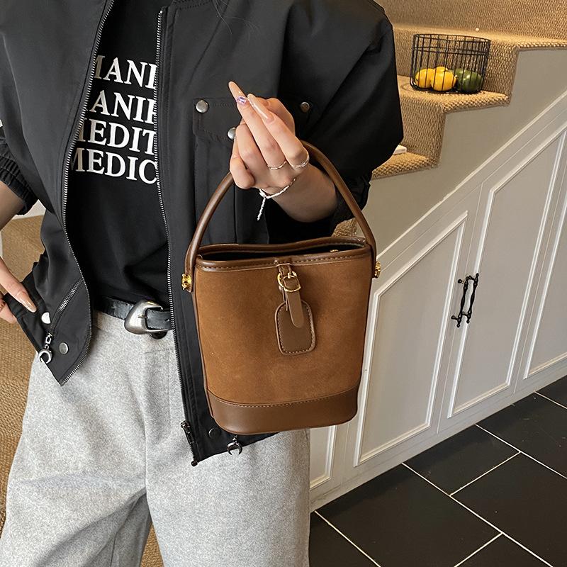 Handbag - Retro Bag - Shoulder Bag with Slanted Strap - Fashionable Women's Bag - Bucket Bag