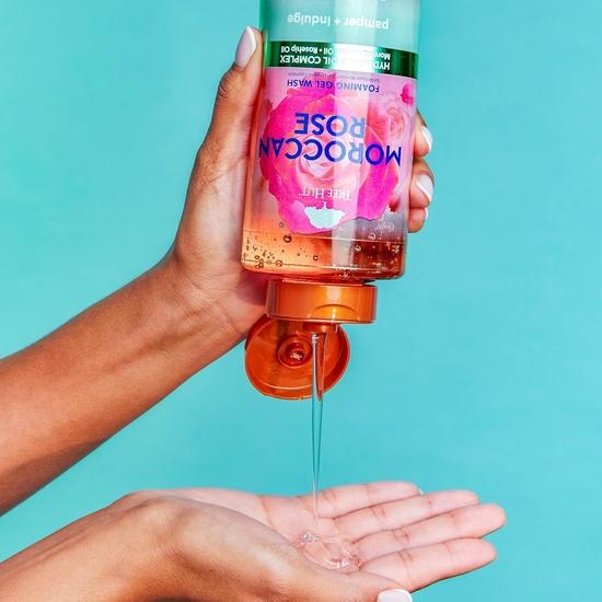 Tree Hut Moroccan Rose Nourishing & Moisturizing Foaming Gel Wash - 532 ML