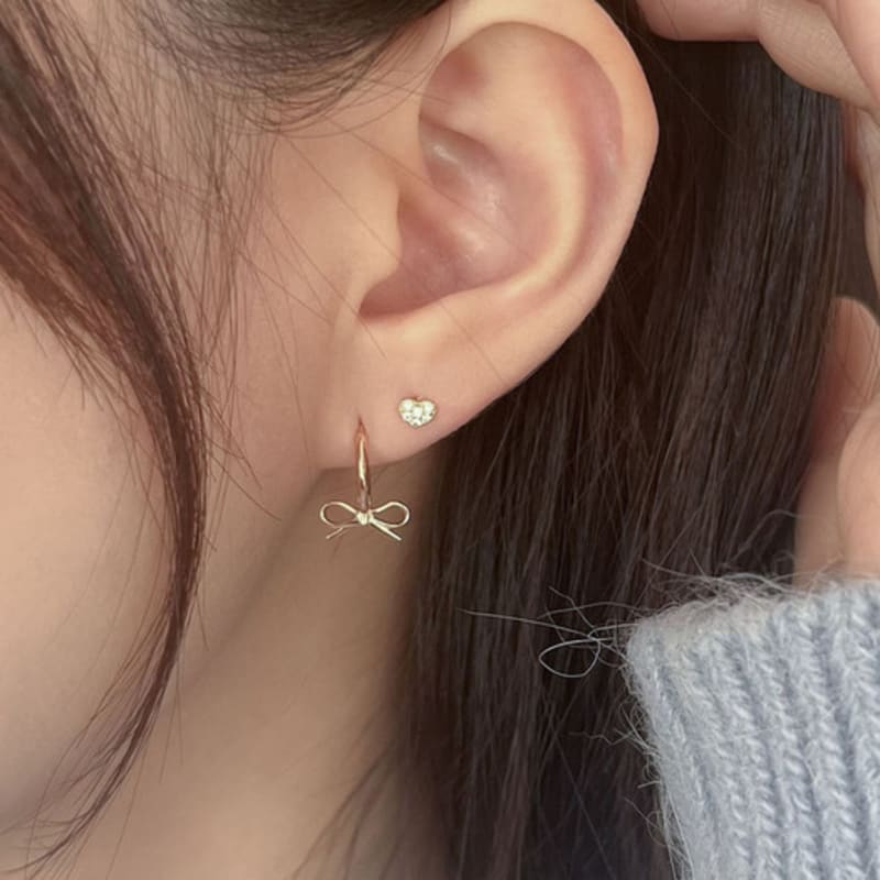 Youngglow 14k Plumpy Cubic Heart Piercing