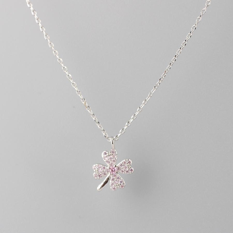 Lucky Clover Necklace Female Clavicle Chain Simple Temperament Ing Net Red Necklace Gift
