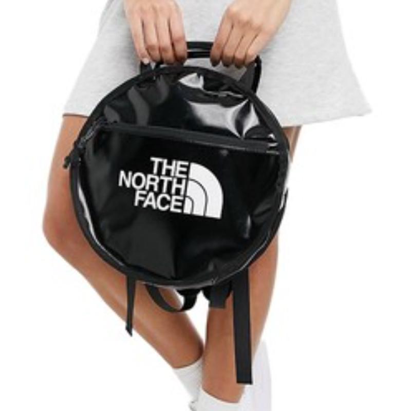 The North Face 9L Base Camp Runde Glänzende Pfannkuchen-Tasche Schulter-Crossbody Outdoor-Tasche Unisex-Taschen Schwarz NF0A52SLJK3