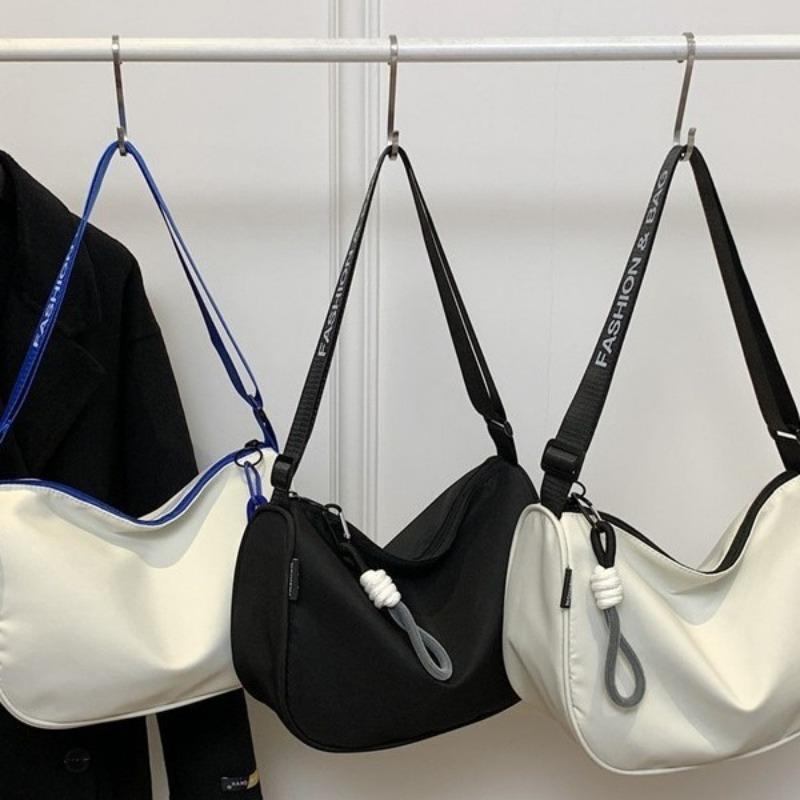 Waterproof Oxford cloth dumpling bag women's large-capacity messenger bag niche design versatile leisure sports style shoulder bag