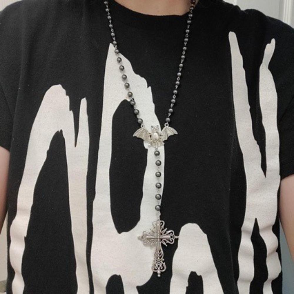 Punk Rock Sliver Color Bat Hollowed-out Pattern Cross Pendant Black Bead Chain Necklace for Women Men Hallowmas Y2K Jewelry Gift