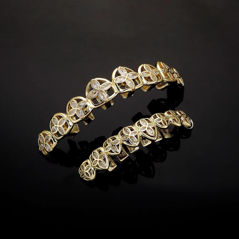 New Arrival 8 Teeth Grillz Leaf Shape Mirco Pave Zircon Braces Cool Big Gold Grillz Vampire Halloween