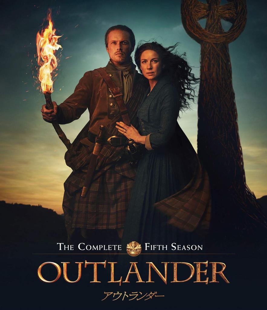 Outlander Season 5 Complete Box Press Limited 7 Official Blu-ray (First Edition) (Includes Wide-Size Photos) [Blu-ray]