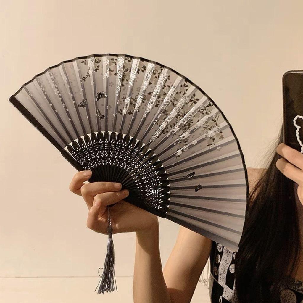 Ancient Style Bamboo Folding Fan: Classical Chinese Dancing and Photography Prop