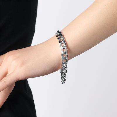 European and American Ins New Accessories Have the Same Simple Bracelet, with a Cold Design and Temperament.