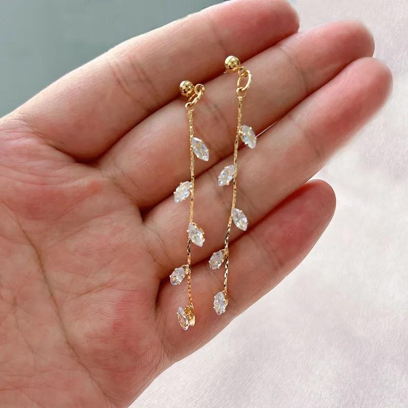 New Fashion Gold Color Leaf Earrings For Women Exquisite Mini Set Cubic Zirconia Wedding Ear Zircon Noble Pendant Gifts