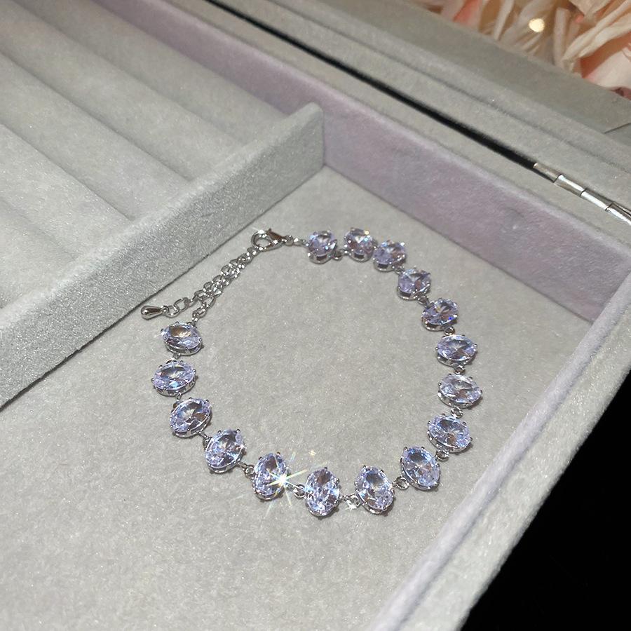 Europe and the United States Hot-selling Color Oval Love Zircon Bracelet Light Luxury Bracelet Personalized Jewelry Women