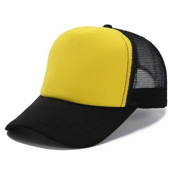 Cappellino Trucker Stampato con Logo e Visiera Ricamata