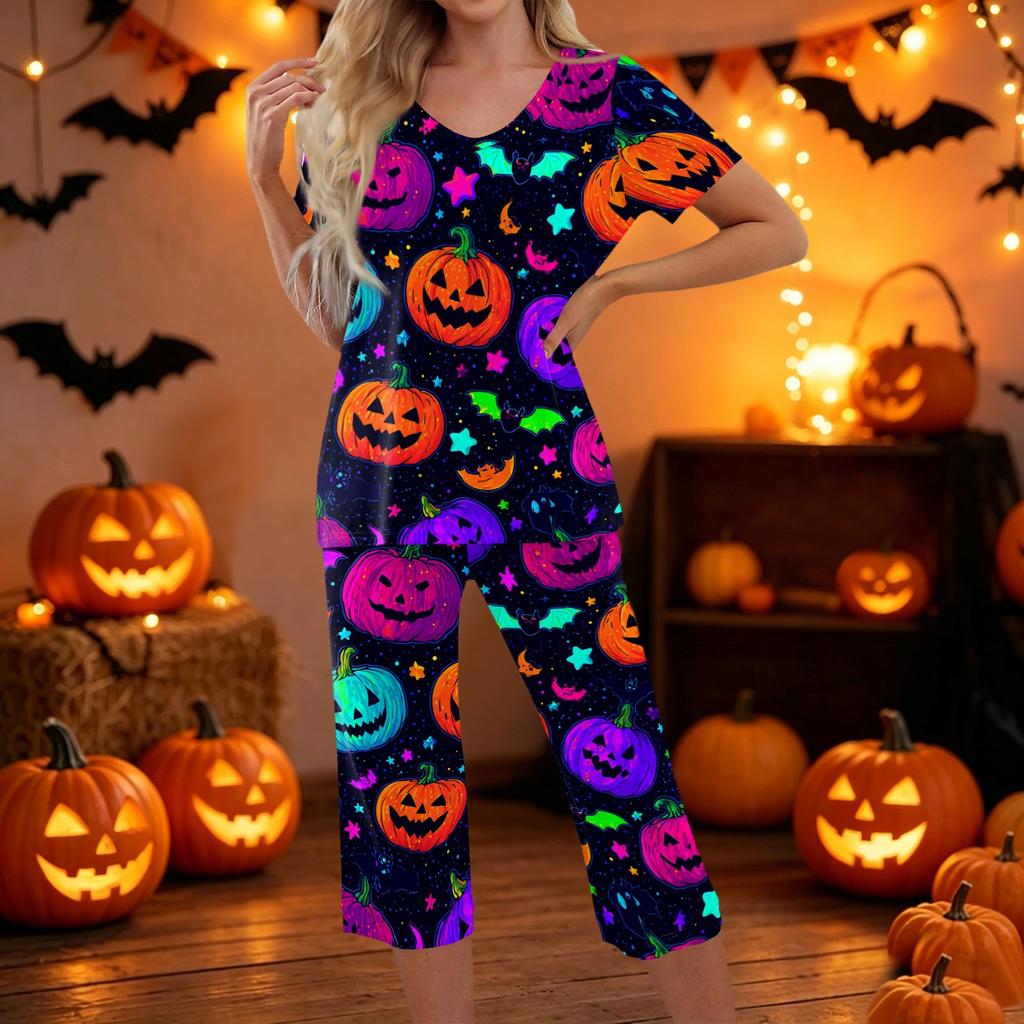 Women Two Piece Set Short Sleeve Top and Capri Pants Halloween Print Casual Lounge Outfit Comfortable Fit
