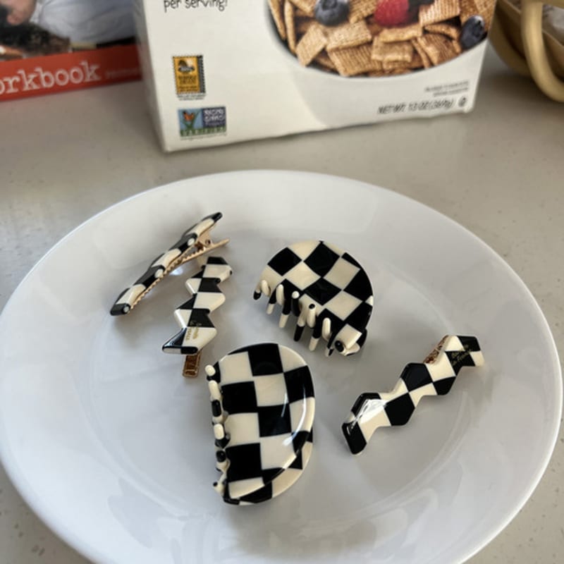 

mosxe Check hair clip (2type) wave(1ea)