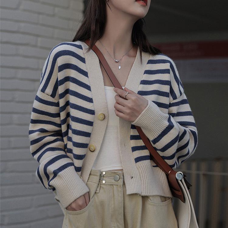 QICED Loose Casual Striped Knit Cardigan Women Autumn and Winter Lazy Short Sweater Coat Cardigan