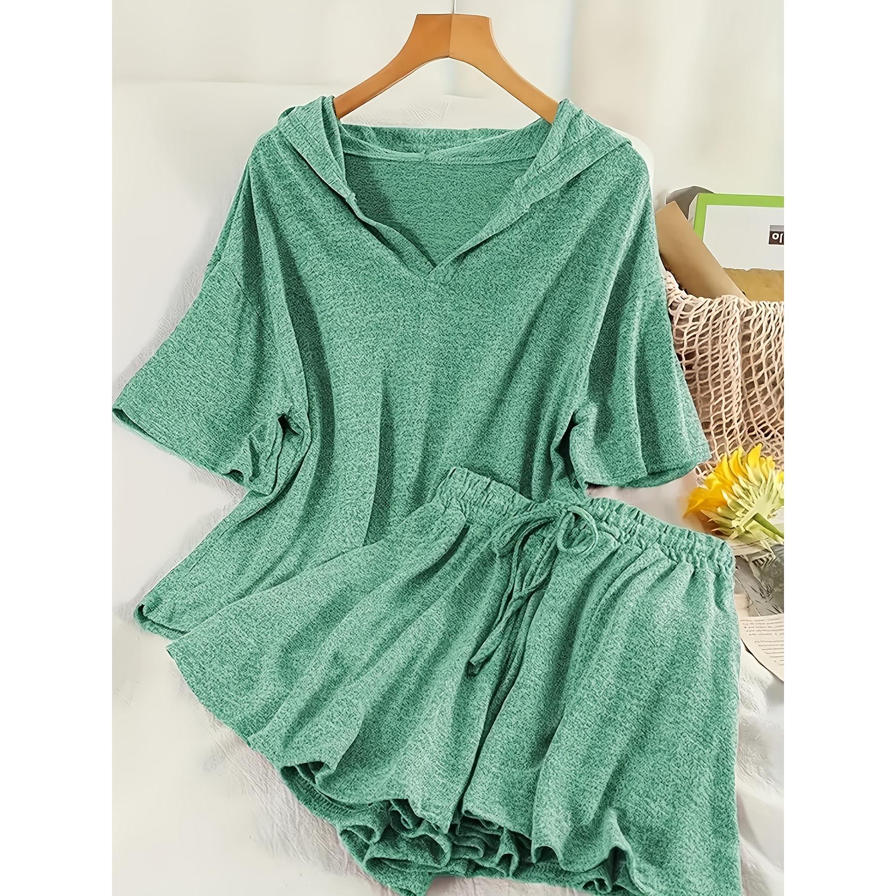 

Women s Sports Suit Casual Hooded Neck Short Sleeve Shorts Pantsuit - Solid Color Drawstring Waist, Loose Fit Two-piece Set with Ribbed Detailing 5XL зелений