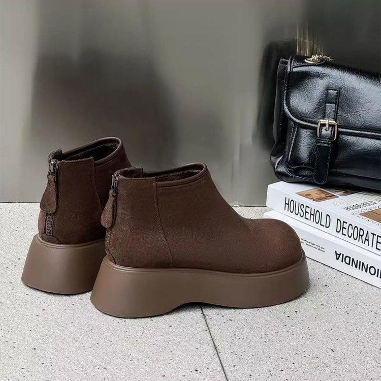 

Модные зимние ботинки на толстой подошве 2024 года, новые зимние бархатные теплые женские хлопковые ботинки на молнии, универсальные повседневные женские короткие ботинки 40