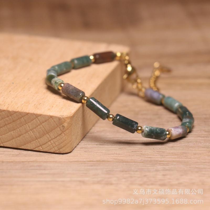Bracciale con Perle Cilindriche di Avventurina Verde – Gioiello Delicato con Accenti Dorati, Regalo Fortuna Prosperità per Donne