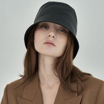 MAD FACTORY Drop Bucket Hat - Black