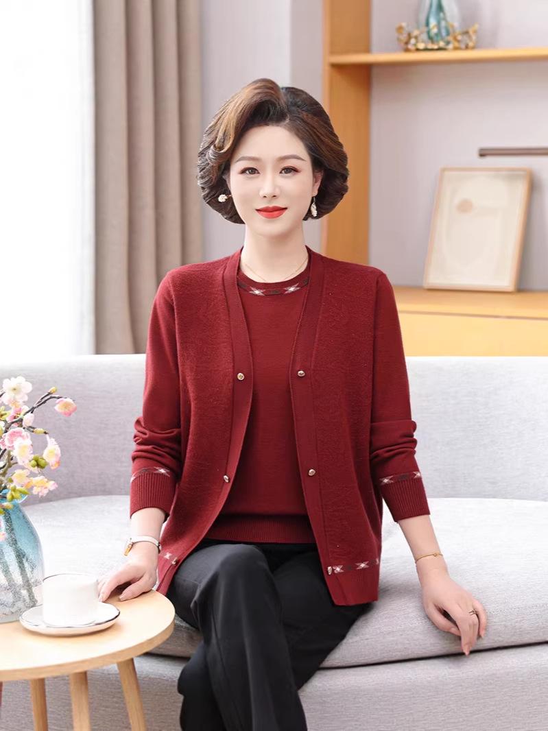 

Mom s Plus Size Stylish Knitwear Set: Round Neck Pullover & Cardigan for Spring/Autumn M (85-105 jin) красный