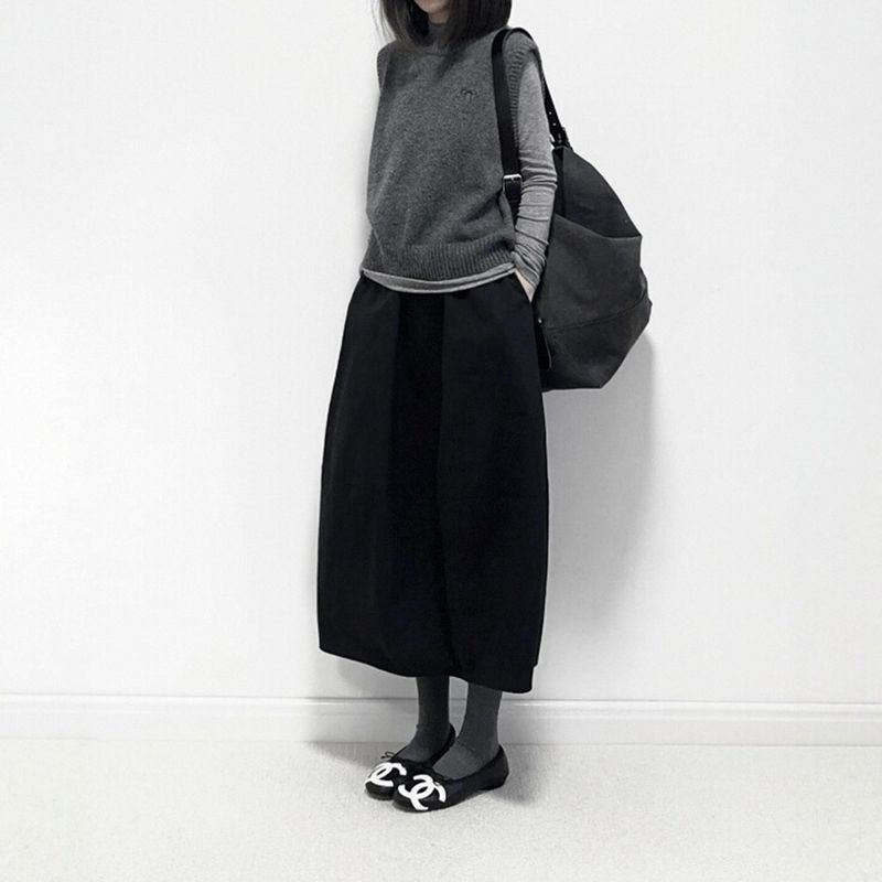 Spring Black A-Line Skirt for Pear-Shaped Body, Hip-Covering, Plus-Size, Slimming, Puffy Skirt, Versatile for Slightly Chubby Women, Flower Bud Skirt Black S