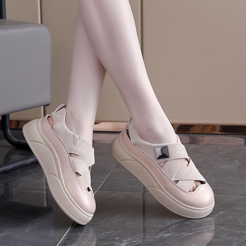 Hollow breathable bread shoes for women 2025 summer thick-soled soft Velcro muffin big head niche board shoes for women W18