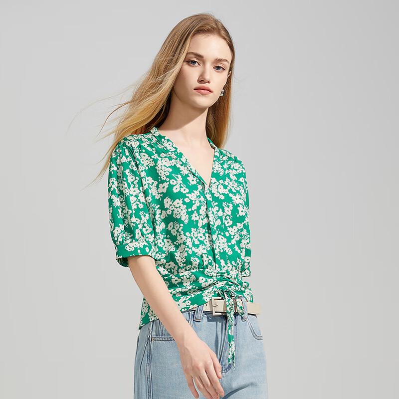 TaTu Women's Floral V-Neck Short Sleeve Blouse