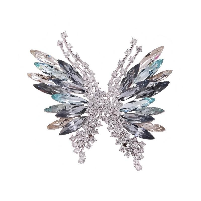 Fashionable Three-dimensional Butterfly Brooch, Women's Light Luxury and Elegant Super Sparkling Animal Brooch, Suit Pin
