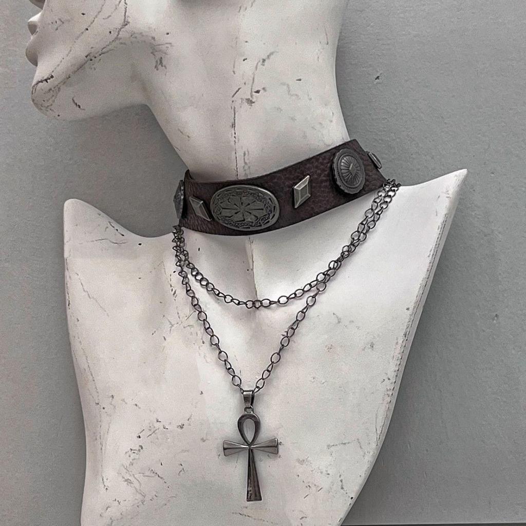 European and American cross-border y2k babes butterfly leather collar punk rock choker collarbone chain necklace foreign trade jewelry