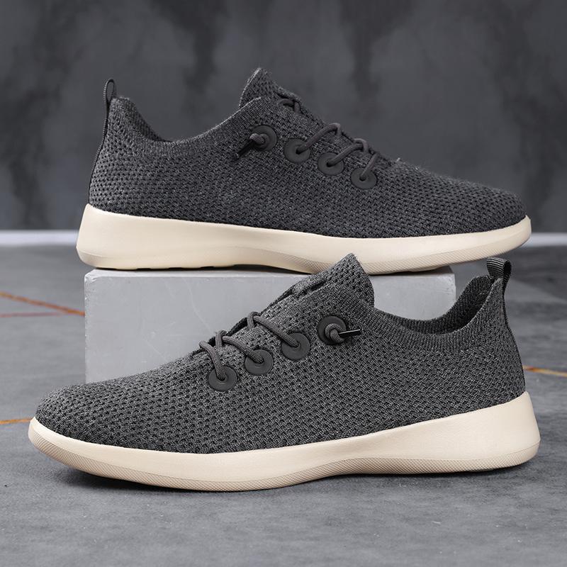 

Ultra-light,breathable,lightweight and Comfortable Casual Walking Shoes,for Both Men and Women.One-piece Sports and Casual Shoes 45 серый