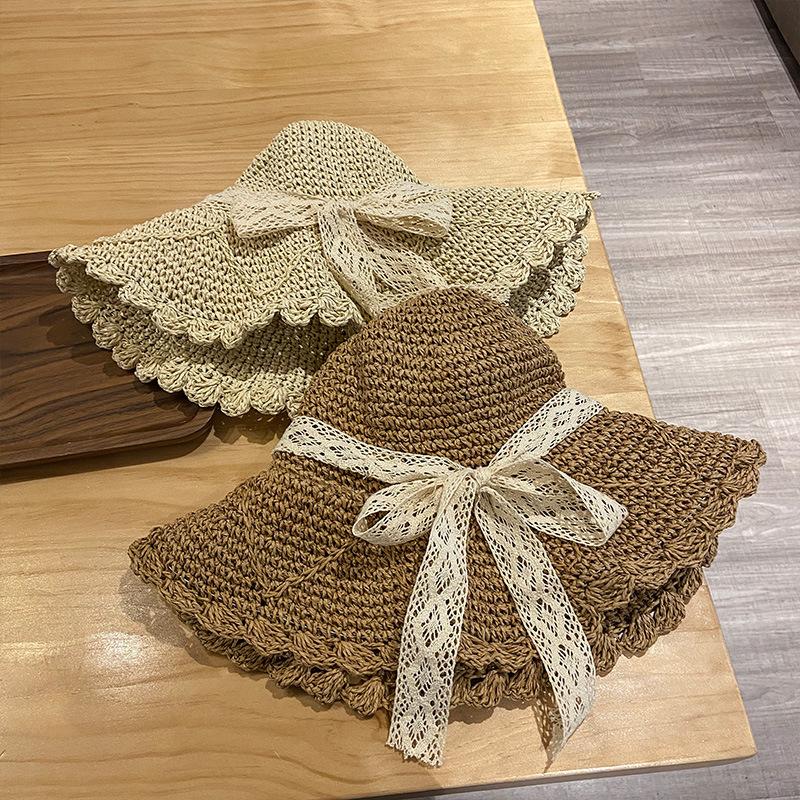 1pc Women's Wide-Brimmed Straw Hat,Fashionable and Portable Sun Hat for Spring and Summer Seasons,Perfect for Beach Vacations