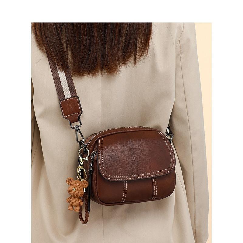 Bag women's autumn and winter new messenger bag underarm bag high-end leather women's shoulder small bag luggage
