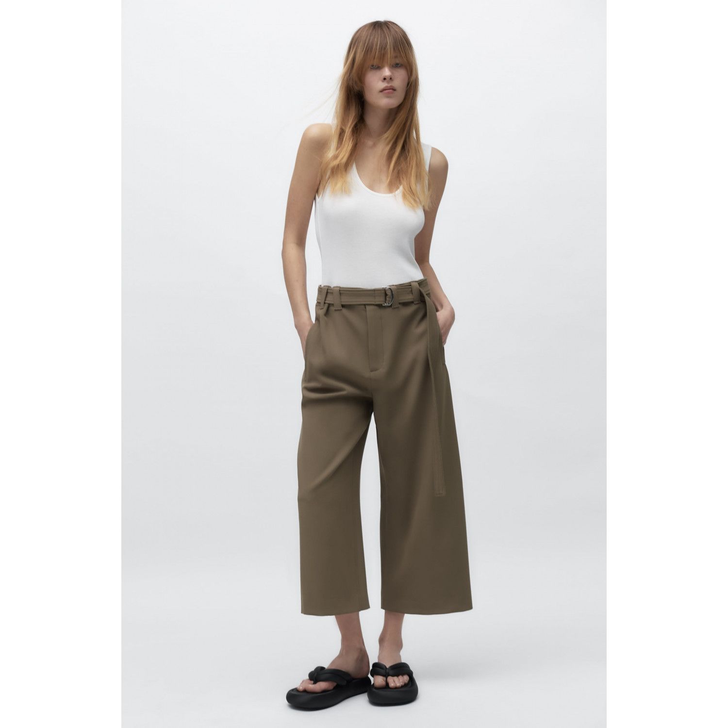 

FLAT FABRIC SLIDER SANDALS