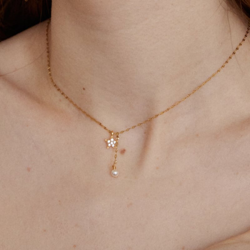 MERRYMOTIVE Shining Star and Drop Pearl Necklace